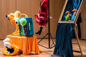 Rekwizyty ze spektaklu Miasteczko Symfonia